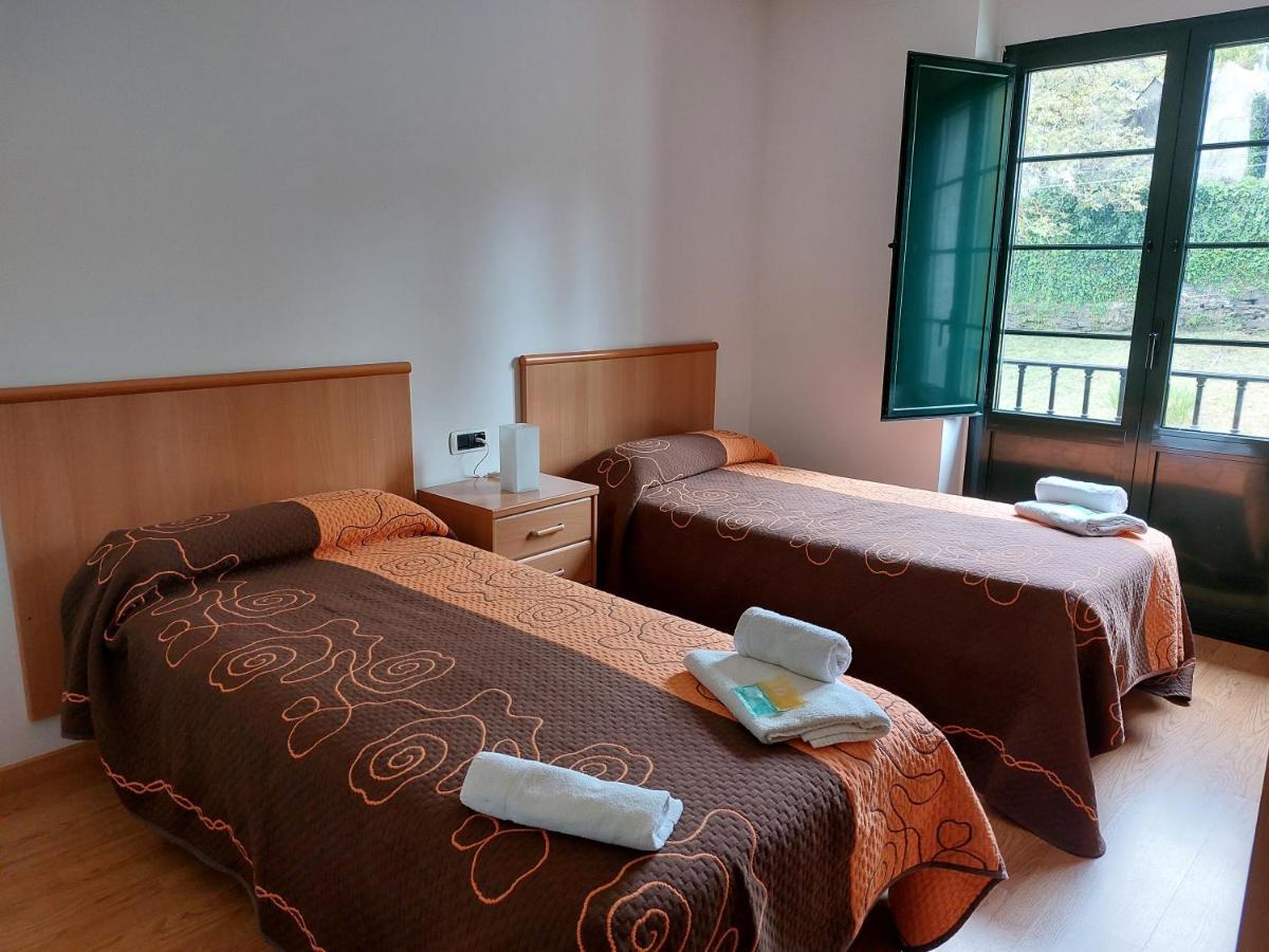 Hospederia Externa Del Monasterio Hotel Samos Kültér fotó