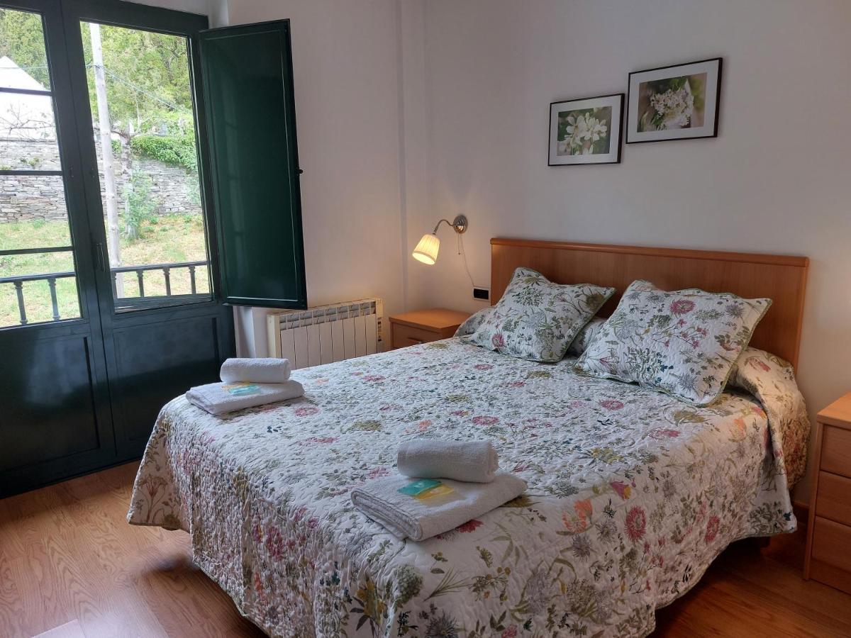 Hospederia Externa Del Monasterio Hotel Samos Kültér fotó
