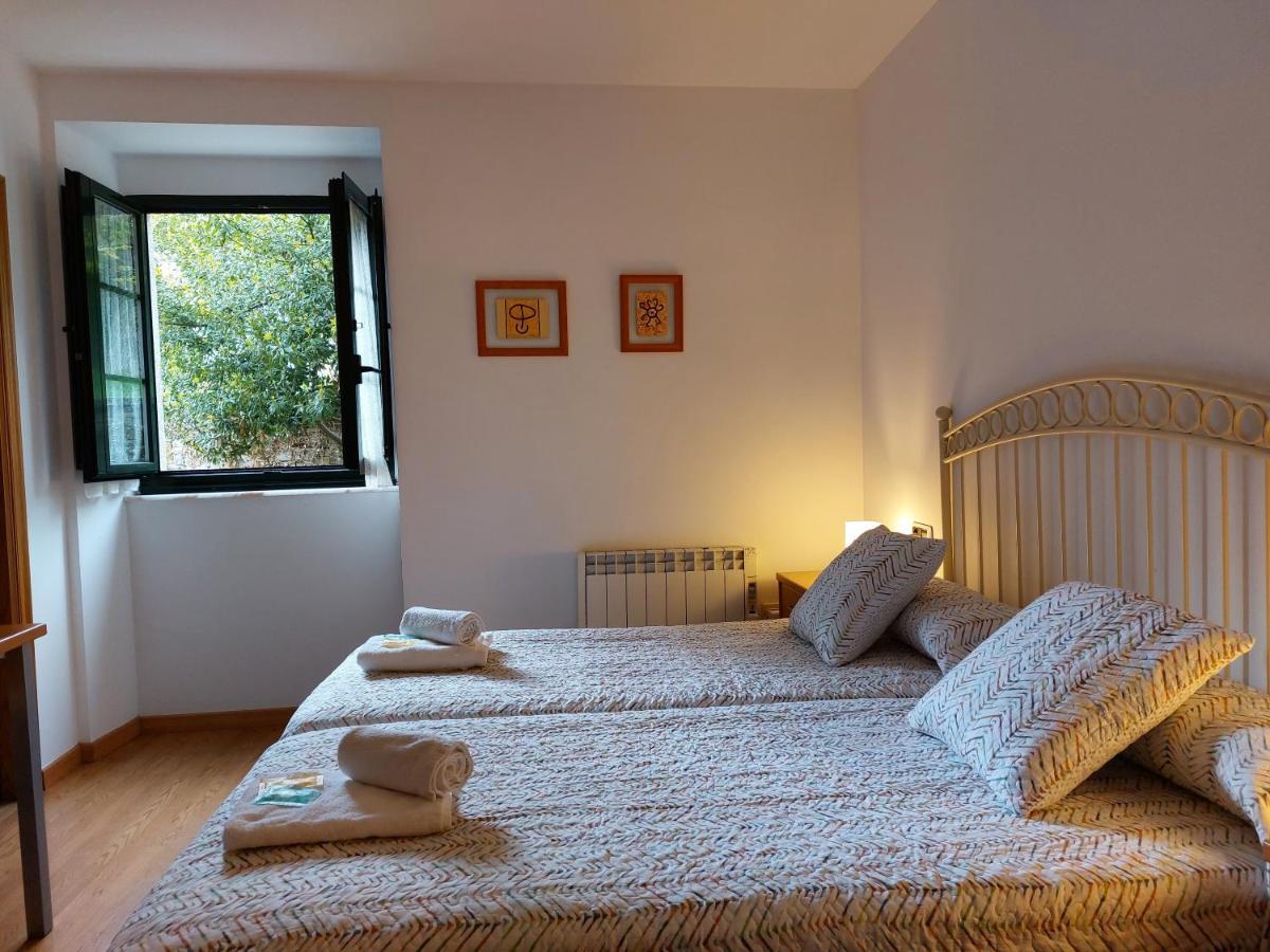Hospederia Externa Del Monasterio Hotel Samos Kültér fotó