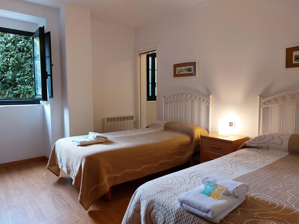 Hospederia Externa Del Monasterio Hotel Samos Kültér fotó